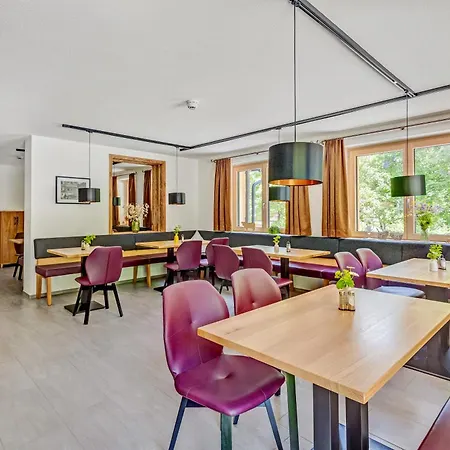 Lisas Guest house Schroecken