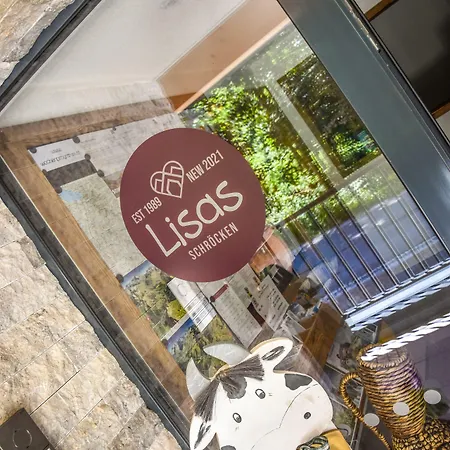 Lisas بيت ضيافة 4*